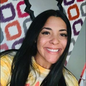 Meet your Posher, Jazmin